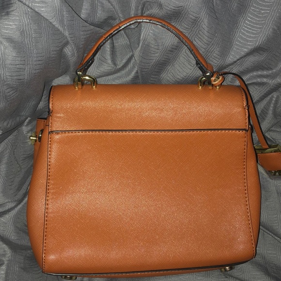 Micheal Kors wrist hand bag - Picture 4 of 4